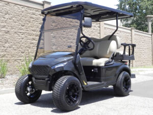 2023 XSeries, Black, 4 Passenger