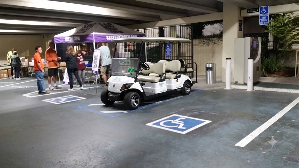 Gilchrist Golf Cars 6 seater rental